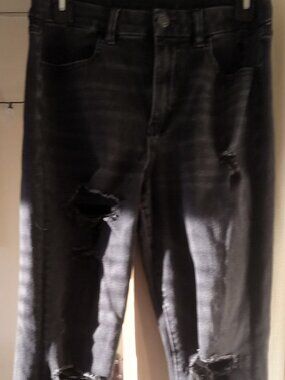 American Eagle 'The Dream Jean' Black Distressed Skinny Jeans - Size 8 Regular